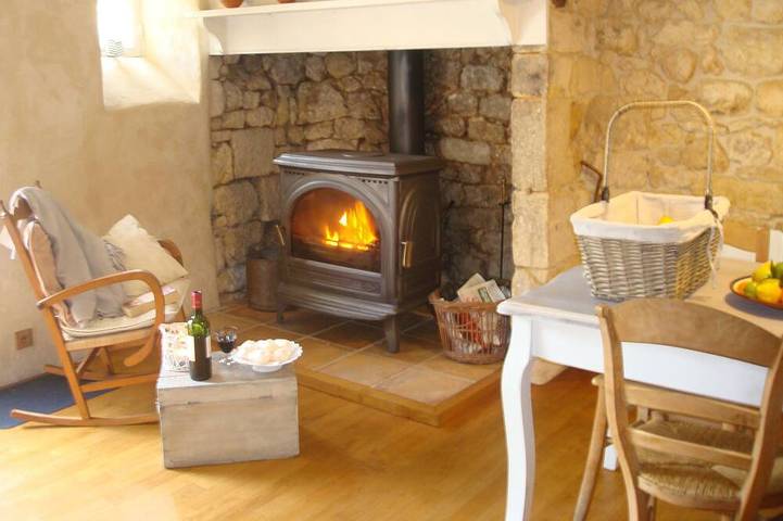 Gîte pour 4 personnes, avec jardin et terrasse à Domme
