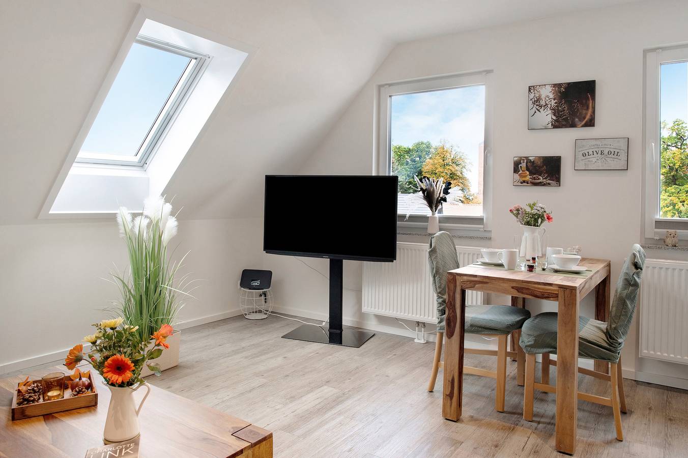 Ganze Wohnung, Apartment 'Haus Kirchenblick' mit privater Terrasse, Gemeinschaftsgarten und Wlan in Kalkhorst, Nordwestmecklenburg (Wismar und Umgebung)