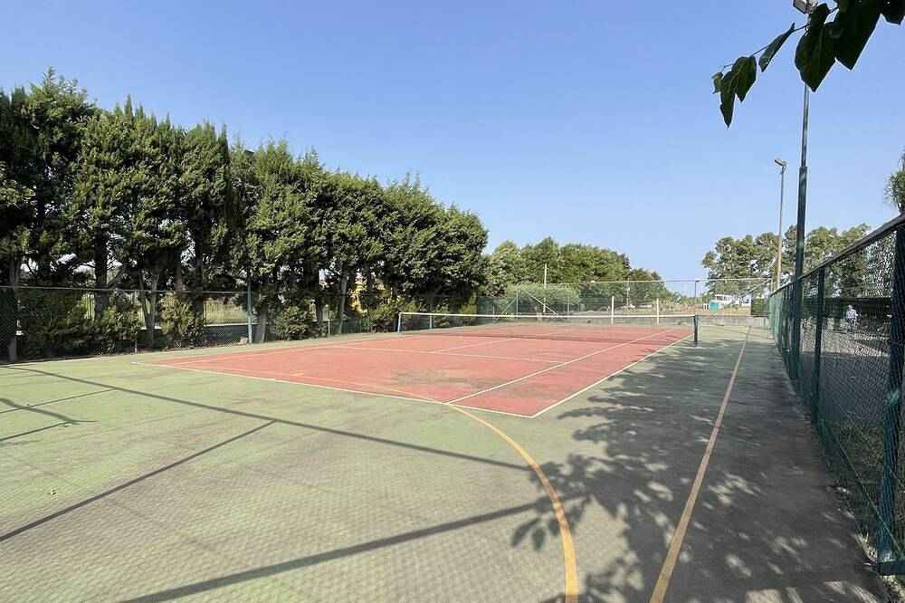 Ganze Wohnung, Beautiful garden apartment steps from beach in Calatabiano, Catania Provinz