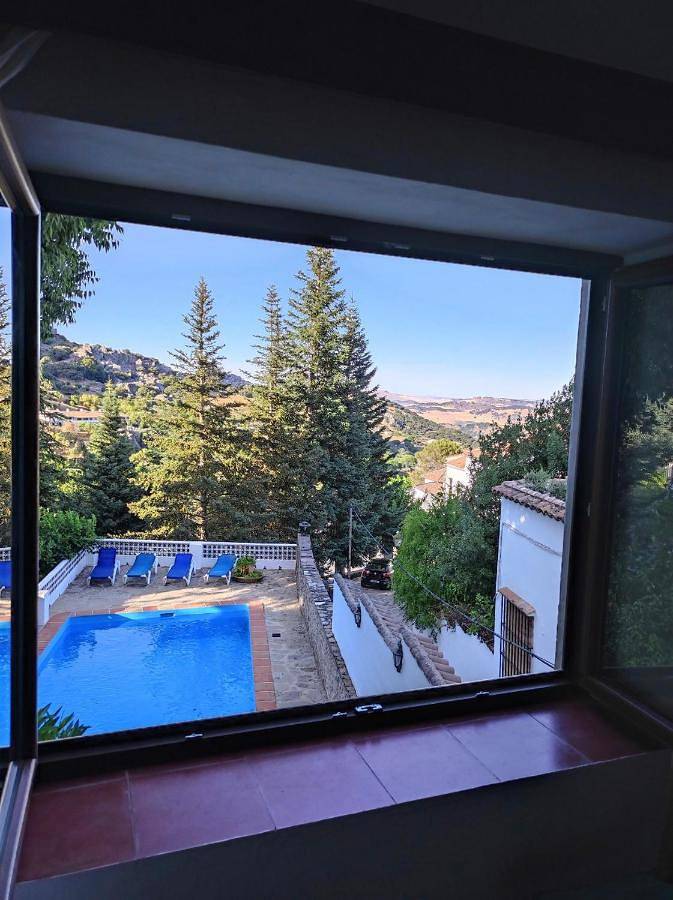 Casa rural para 10 personas, con piscina además de vistas y jardín en Grazalema - 2