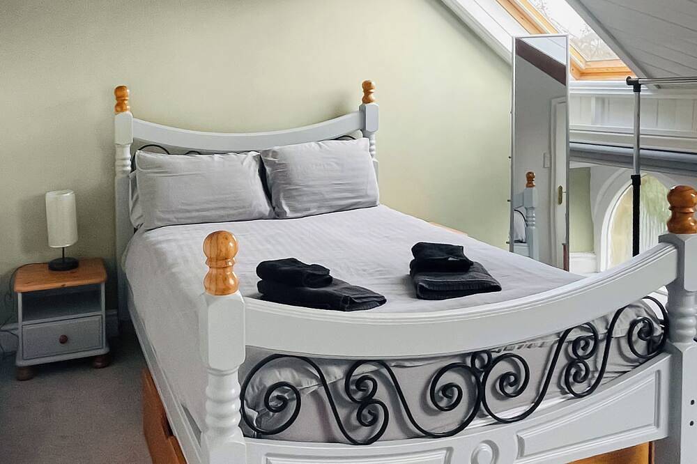 7 bedroom accommodation in Barras, near Kirkby Stephen in North Pennines AONB