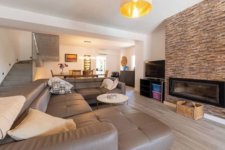Ferienhaus für 12 Personen, mit Terrasse und Garten in Badia Gran - 2
