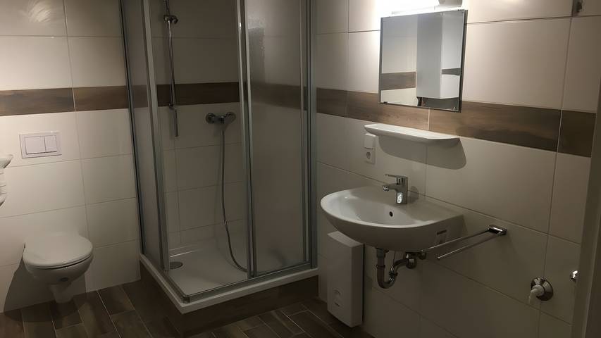 Haus für bis 6 Personen (110 m²) an der Saale für Monteure, Radler & Angler in Alsleben (Salzlandkreis), Region Salzlandkreis
