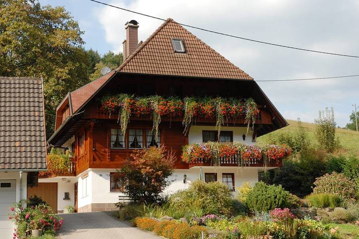 Ferienwohnung für 3 Personen, mit Garten und Balkon in Gutach (Schwarzwaldbahn)