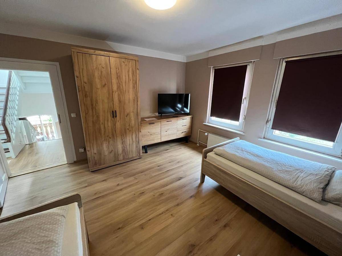 Ganze Wohnung, Four-Bedroom Apartment with Balcony in Bodenfelde, Weserbergland