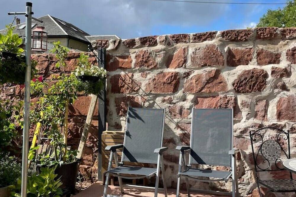 Geheel appartement, The Lookout, seafront, beachfront, stunning views in Millport, Firth Of Clyde