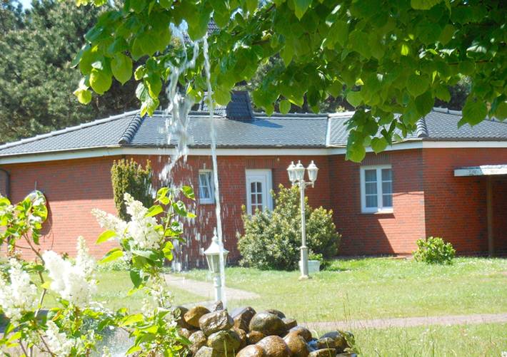 Ferienwohnung für 4 Personen, mit Terrasse und Garten sowie Pool - 1
