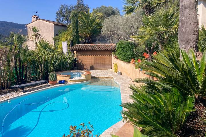 Villa pour 7 personnes, avec piscine et jardin, adapté aux familles à Fréjus - 3