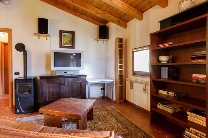 Ganze Wohnung, Ferienwohnung für 4 Personen mit Balkon in Barzio, Gemeinde Barzio