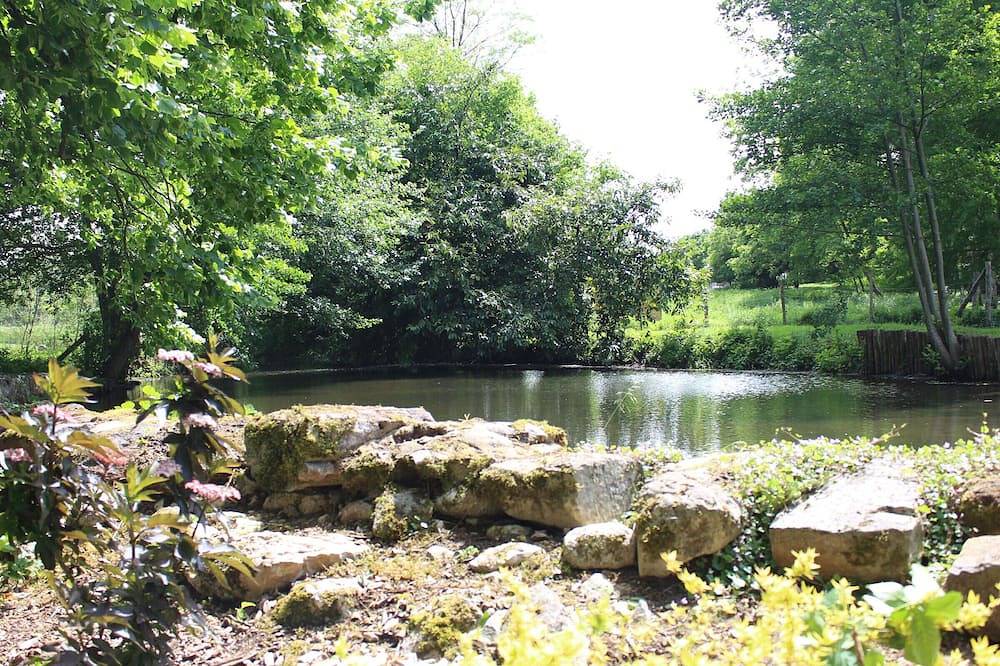 Gîte de charme proche du Mans pour 6 pers., commerces à pied, tout équipé in Cérans-Foulletourte, Sarthe