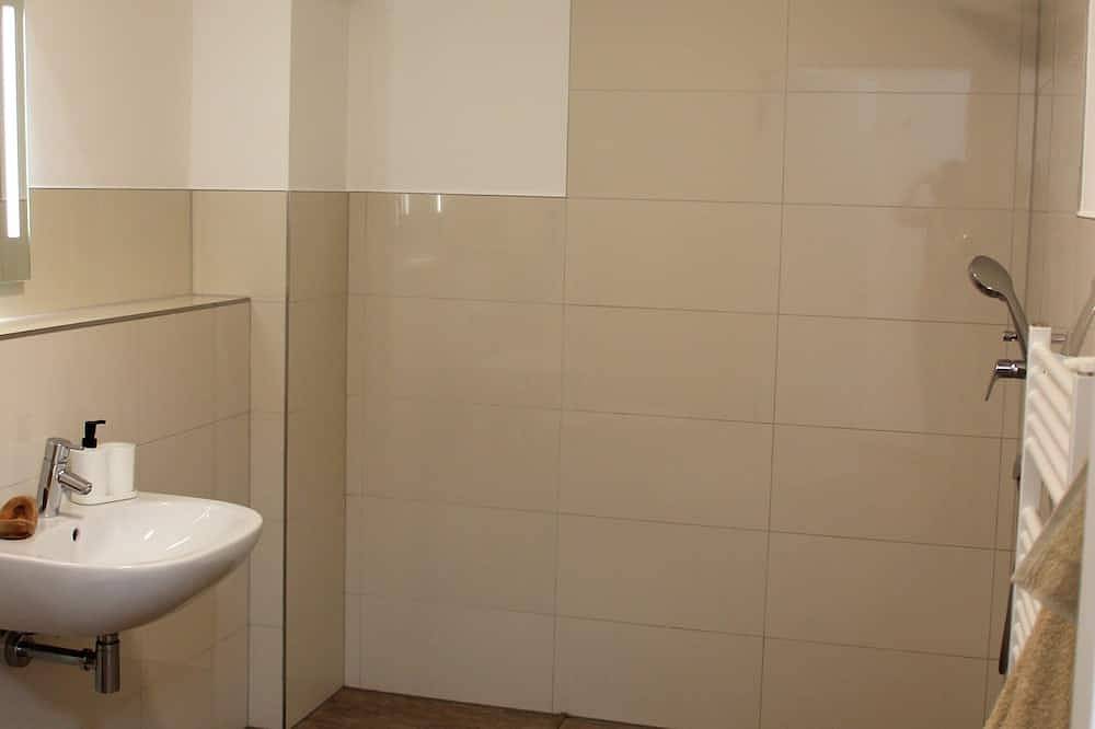 Top Appartment in Hilden to rent, Lift, Fully furnished with equipped kitchen, in Hilden, Kreis Mettmann