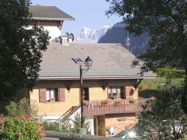Chambre d’hôte pour 2 personnes, avec Balcon et Jacuzzi ainsi que Terrasse et Jardin à La Chapelle-d'Abondance