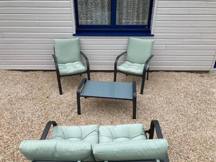 Location de vacances pour 6 personnes, avec jardin ainsi que piscine et vue, adapté aux familles à Lanmeur - 4