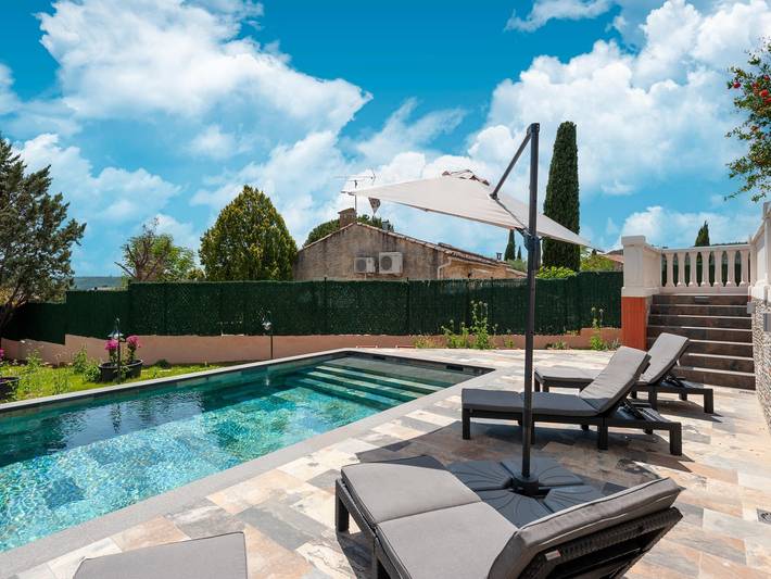 Location de vacances pour 6 personnes, avec Balcon/Terrasse ainsi que Terrasse et Piscine à Callian - 3