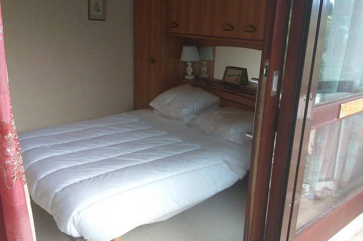 Gîte pour 6 personnes, avec balcon, animaux acceptés à Château-Bernard - 3