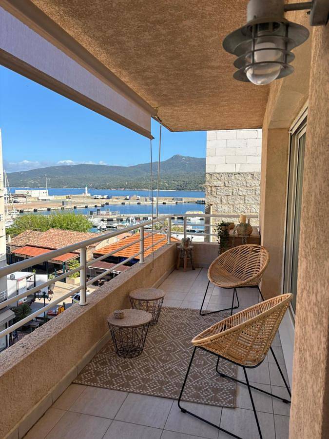 Gîte pour 6 personnes, avec balcon et vue dans Office De Tourisme De Propriano - 3