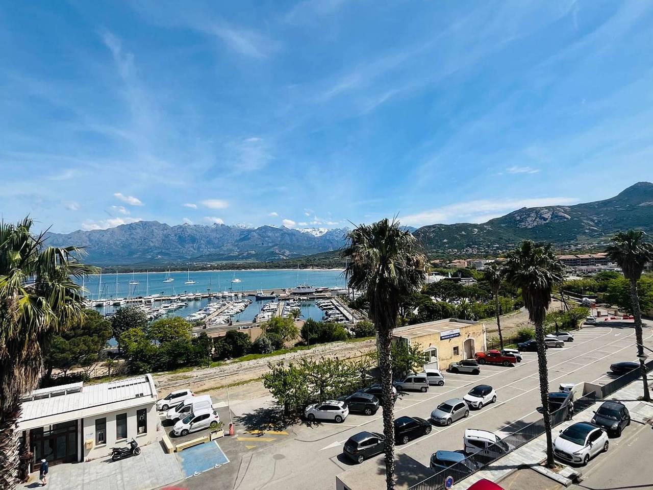Appartement entier, Appartement à Calvi - 2 pièces, climatisation, parking, proche plage in Calvi, Région de Calvi