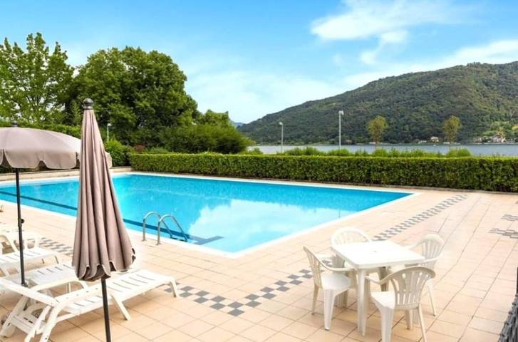 Gîte pour 5 personnes, avec piscine et vue ainsi que jardin et vue sur le lac à Sarnico - 4