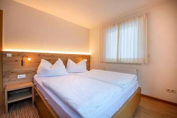 Hütte für 4 Personen in Wolkenstein, Puezgruppe, Bild 1