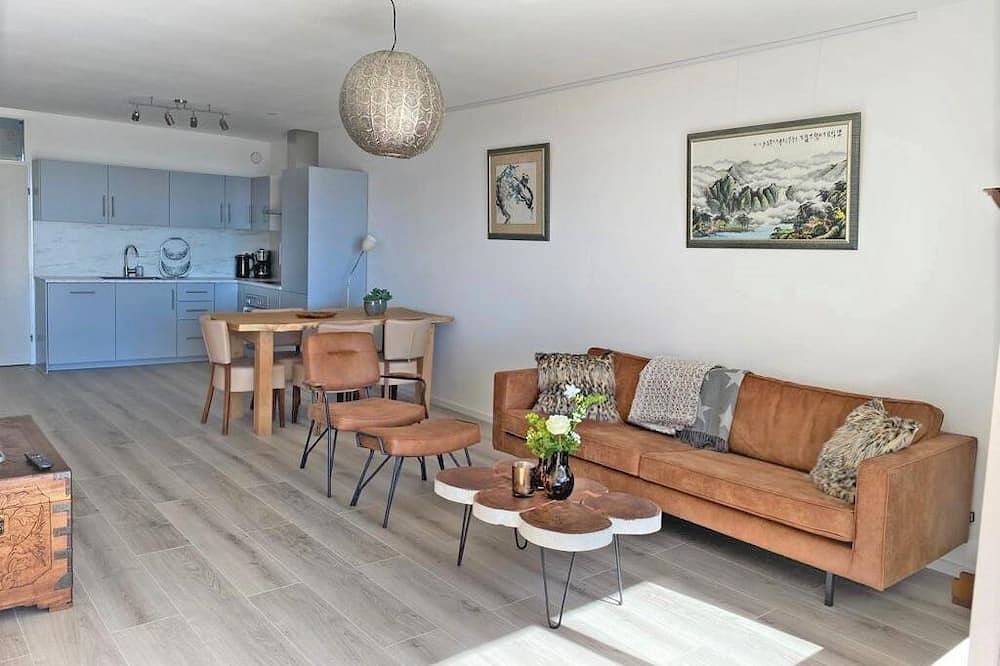 | Travl.is Expats | Nl # Almere in Nederlandse kust