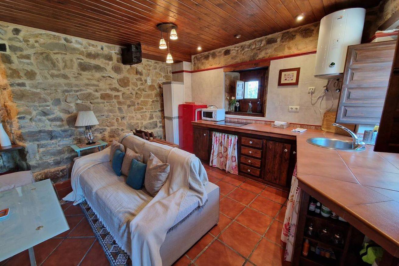 Ganze Wohnung, 14A04 Casa de piedra Colunga in Villaviciosa, Costa Verde (Spanien)