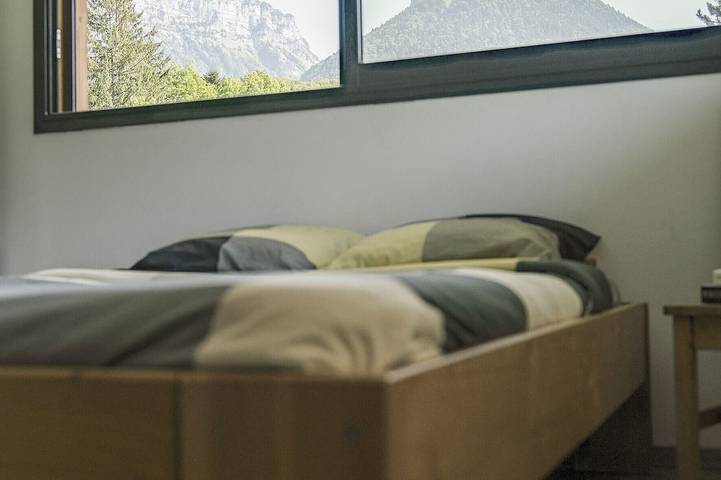 Location de vacances pour 9 personnes, avec jardin et terrasse à Alex (Annecy) - 2