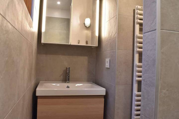 Ganze Wohnung, Gemütliches 4-Personen Studio mit Südbalkon in Meribel, nahe Pisten und Busstation! in Les Allues, Vanoise-Massiv