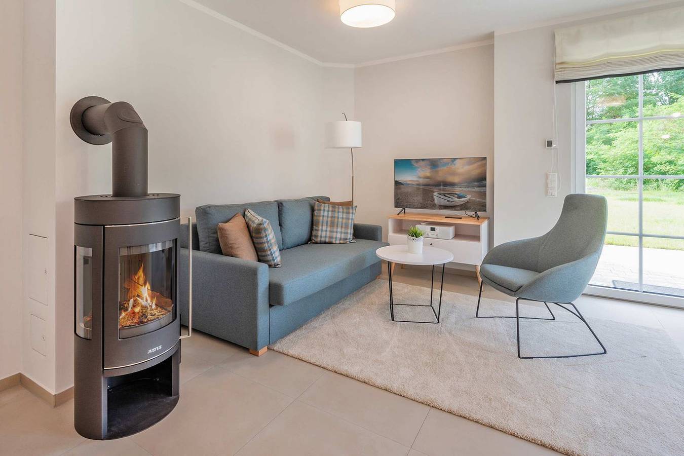 Modernes Ferienhaus im Fischerdorf mit Sauna & Gartenblick – ländlich & luxuriös in Zirchow, Usedom