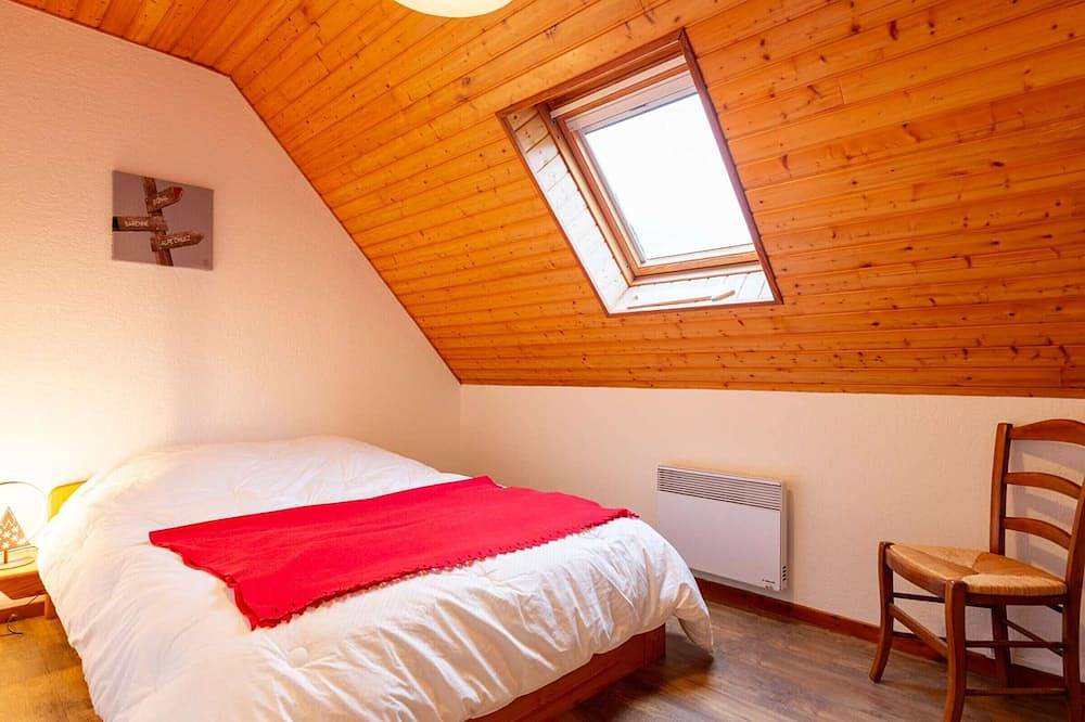Spacious house, garden, mountain view - 10 guests in Arreau, French Pyrenees