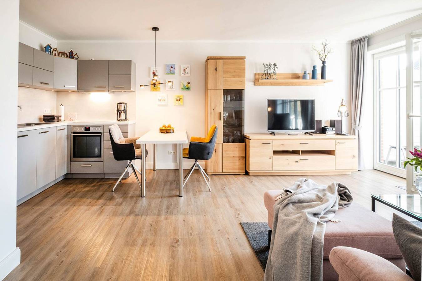 Ganze Wohnung, Wohnen unter Reet - Ferienwohnung für 2 Personen in Büsum, Dithmarschen