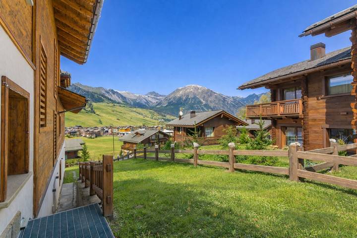 Ferielejlighed for 5 personer, med terrasse, børnevenlig i Livigno