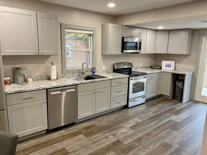 Vacation rental for 8 people, with yard and terrace in Kansas