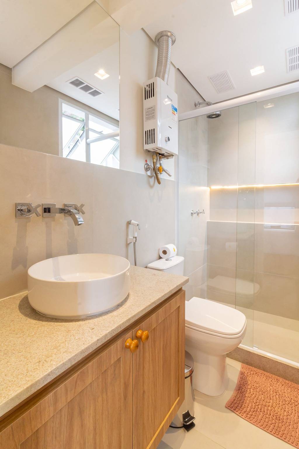 Entire apartment, Just a few steps from Copacabana Beach | Ab605 in Copacabana, Rio de Janeiro