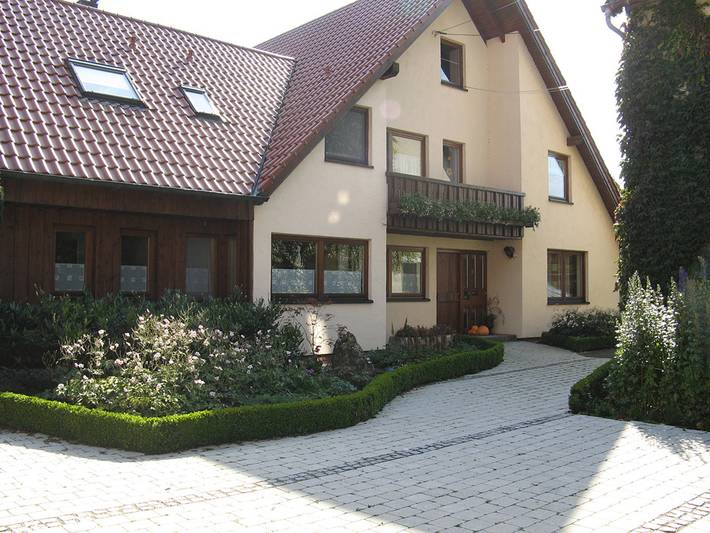 Ganze Ferienwohnung, Tannenhof - Ferienwohnung Löwenzahn 90qm, 2 Schlafzimmer, max. 4 Personen in Aalen, Schwäbische Ostalb