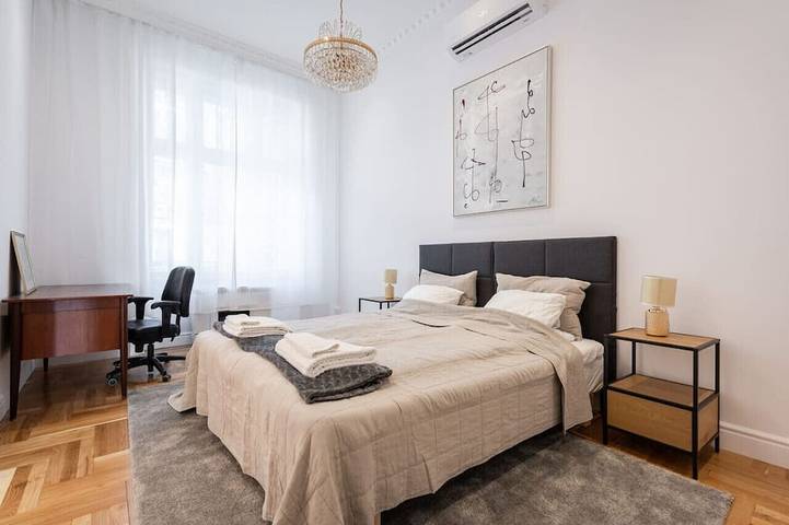 Ganze Wohnung, Klassische Wohnung mit modernem Touch! in Budapest, Danube-Ipoly National Park