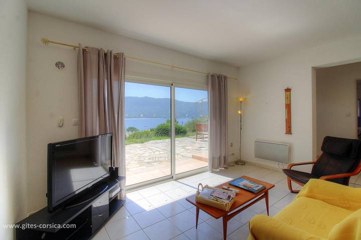Gîte pour 4 personnes, avec Terrasse ainsi que Jardin et Vue dans Plage de Tiuccia - 3