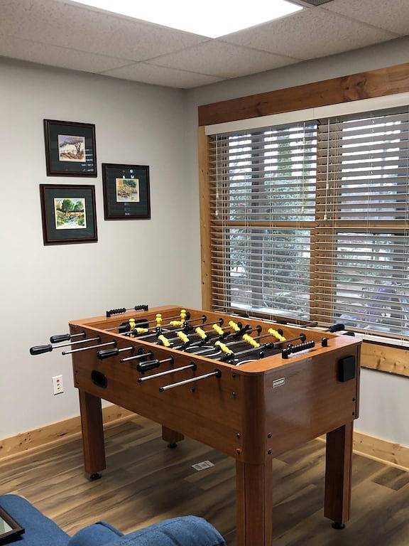 Vacation rental for 12 people, with balcony in Lake Keowee