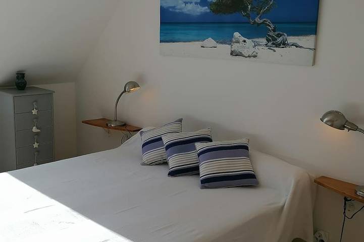 Location de vacances pour 10 personnes, avec jardin et terrasse, animaux acceptés à Esquibien - 4