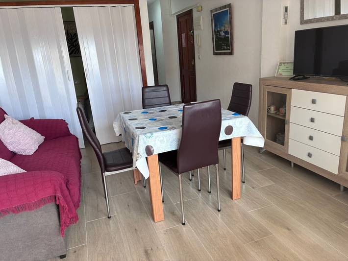 Ganze Wohnung, Apartment 'Sol' mit Meerblick, Wlan und Klimaanlage in Platja de Sant Antoni (Cullera), Cullera
