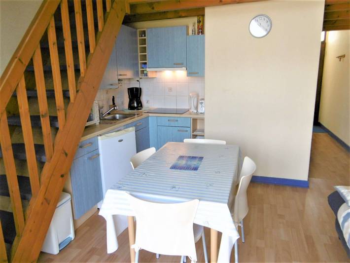 Appartement entier, Appartement 2 pièces mezzanine  2 à 4 personnes, plage à pieds,  parking in Saint-Gildas-de-Rhuys, Côte des Mégalithes