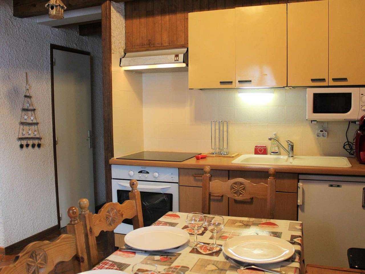 Ganze Wohnung, Appartement mit Mezzanin für 7 Personen im Zentrum von Vars Les Claux in Vars, Briançon und Umgebung