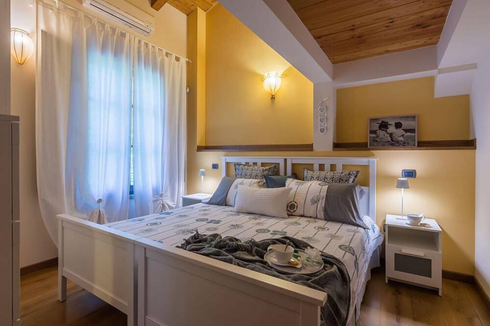 Villa Soleil – 3 Schlafzimmer, Pool, haustierfreundlich, Klima, Wlan in Montemaggiore al Metauro, Colli al Metauro