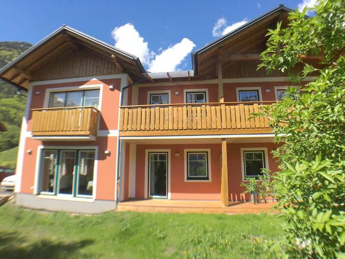 BnB für 4 Personen, mit Terrasse und Garten in Obertraun