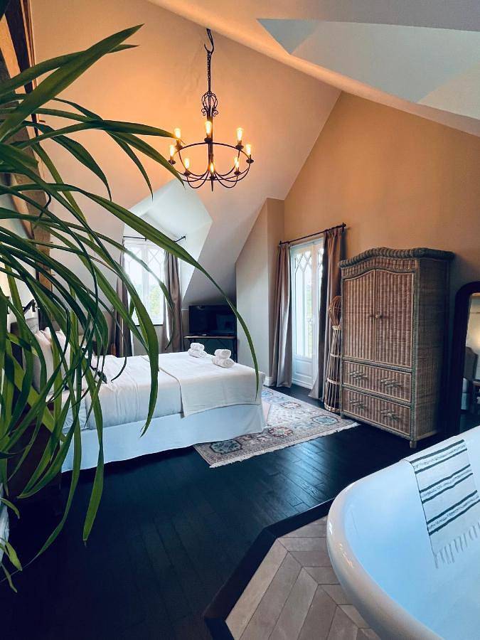 Gîte pour 2 personnes, avec piscine ainsi que vue et jardin à Giverny - 2