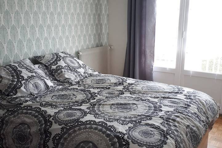 Gîte pour 4 personnes, avec balcon à Bayeux - 2