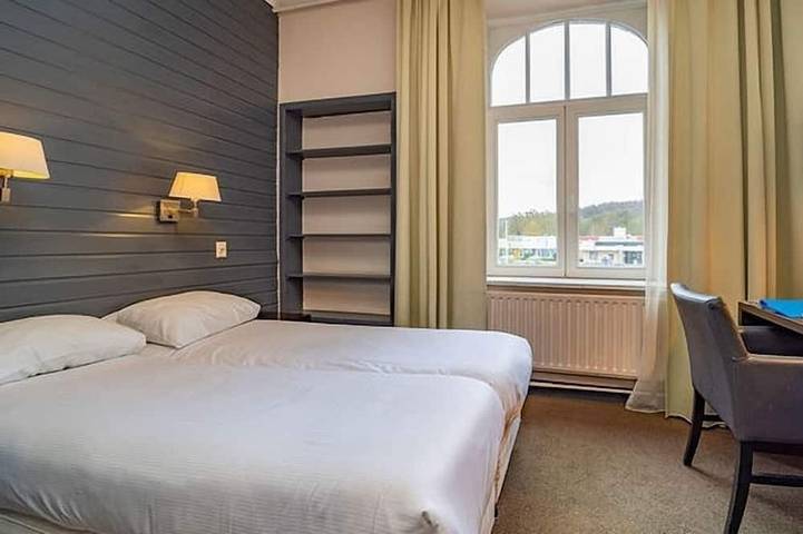 Hotel für 2 Personen - 1