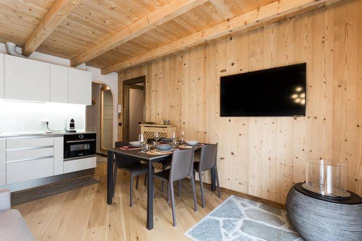 Gîte pour 6 personnes, avec jardin et vue à Temù - 3