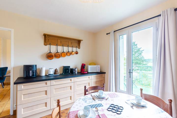 Location de vacances pour 4 personnes, avec piscine ainsi que jardin et terrasse à Rouffignac-Saint-Cernin-de-Reilhac - 4