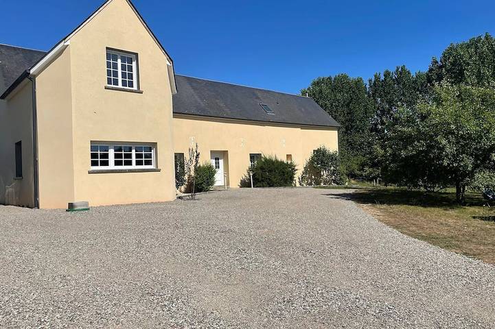 Gîte pour 15 personnes, avec jardin