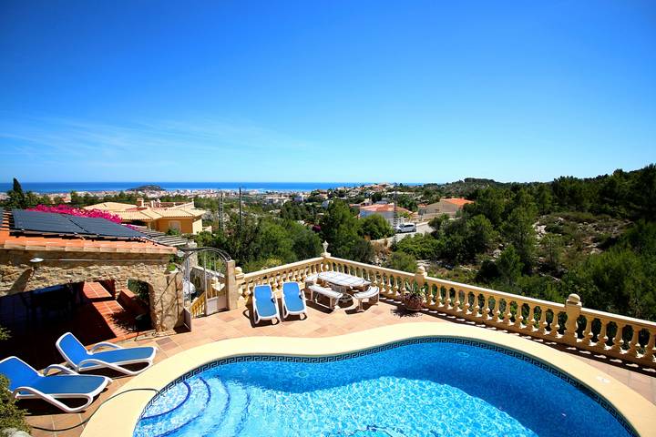 Villa für 8 Personen, mit Garten und Terrasse in Dénia - 2